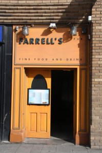 2013_08_16_0008321_Dublin_DART-Crawl-South_Dun-Laoghaire_Farrels-e1386787353700-682x1024